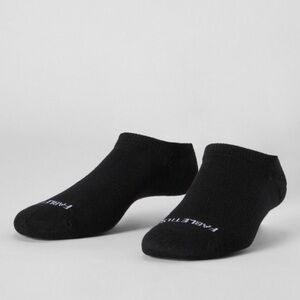 NWT Fabletics The Everyday Invisible Sock Black M/L B29